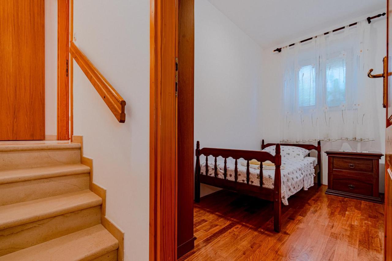 Apartment Ruzica Zrnovo Екстериор снимка